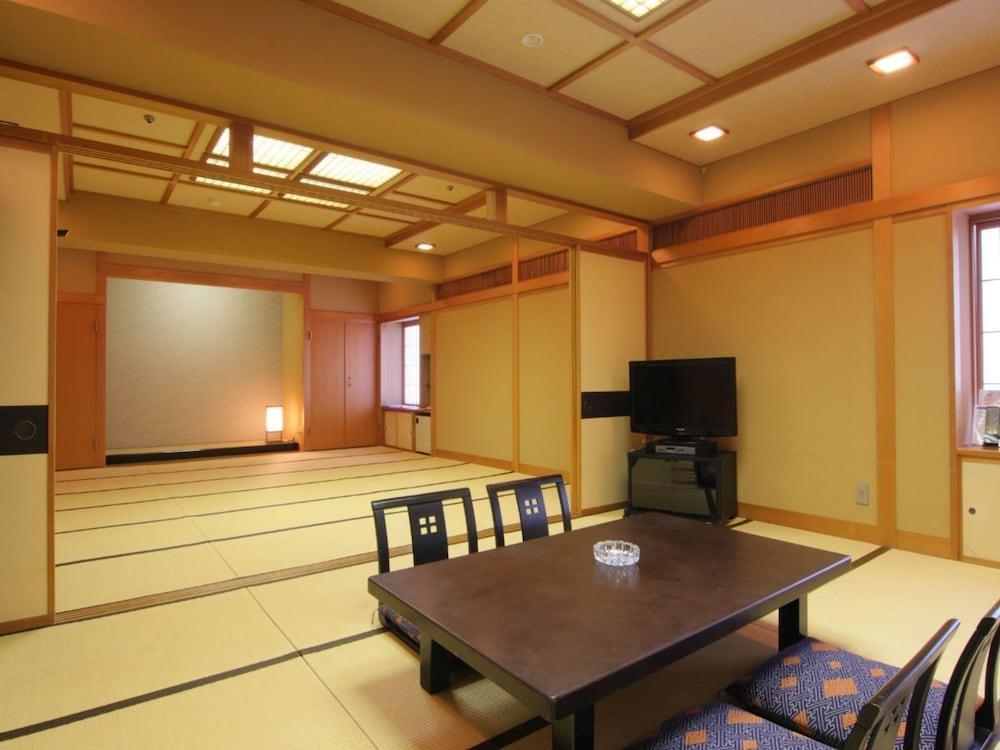 Kanazawa Kokusai Hotel Екстер'єр фото